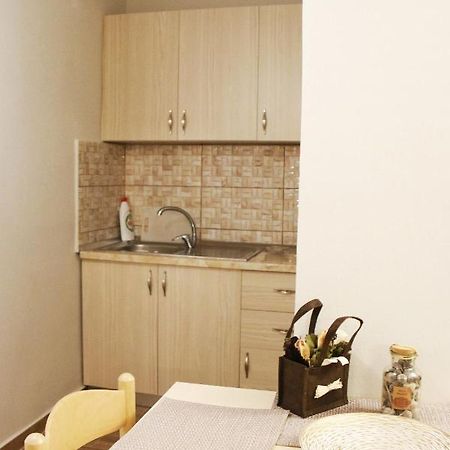 New Bazaar Arben'S Apartment ティラナ エクステリア 写真